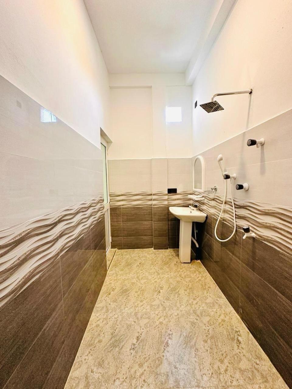 Garden Beach Hotel Arugam Bay Dış mekan fotoğraf